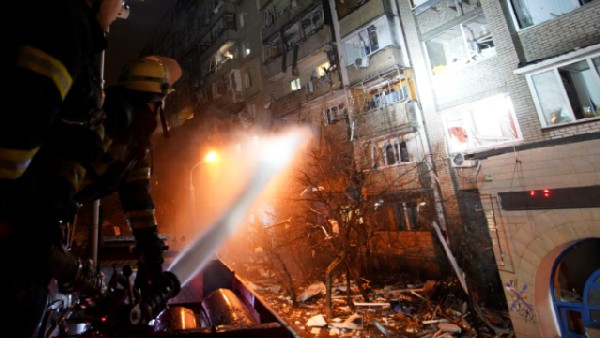 Первым от российской атаки пострадала многоэтажка Киева на ул. Кошица, 7А