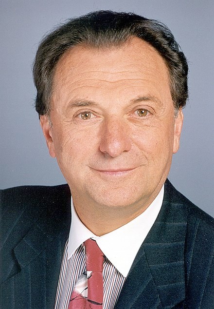 Рис. Чарльз Дэвид Кельман (Charles David Kelman, 1930 –2004 )(m.vk.com)