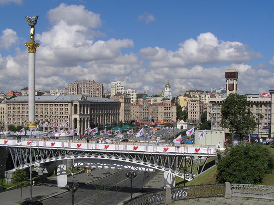 2_love_ukraine_kiev_maidan_foto_kravchenko