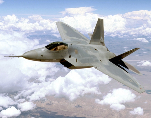 f22-raptor-flight